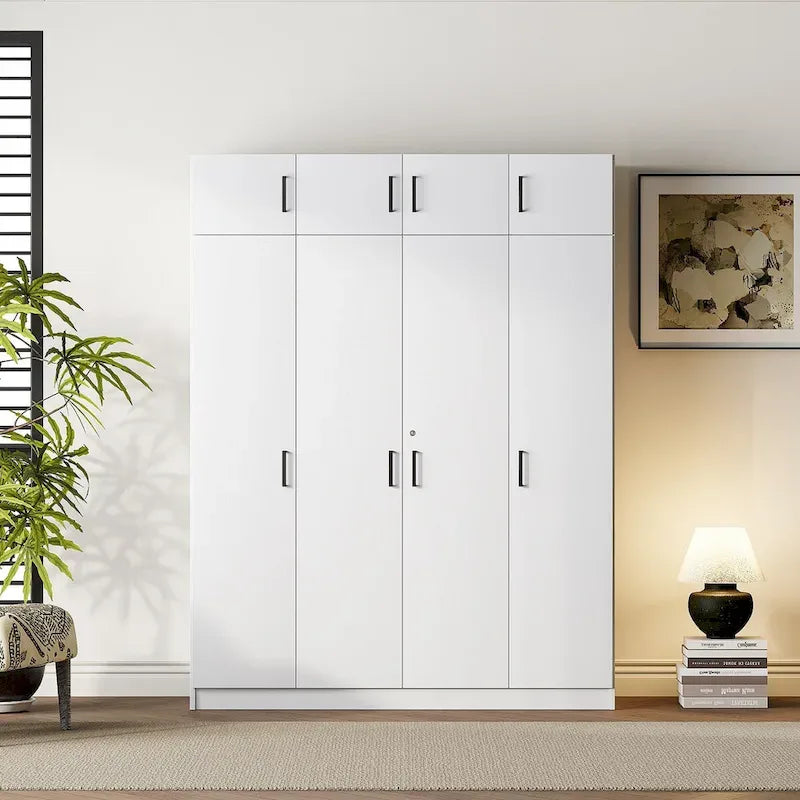 Armoire avec plusieurs rangements et un élément haut.
